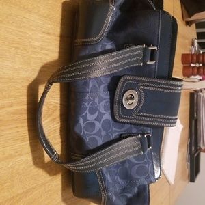 coach bag, blue-medium